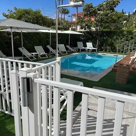 Aparthotel Carlton - Renovee Avec Piscine